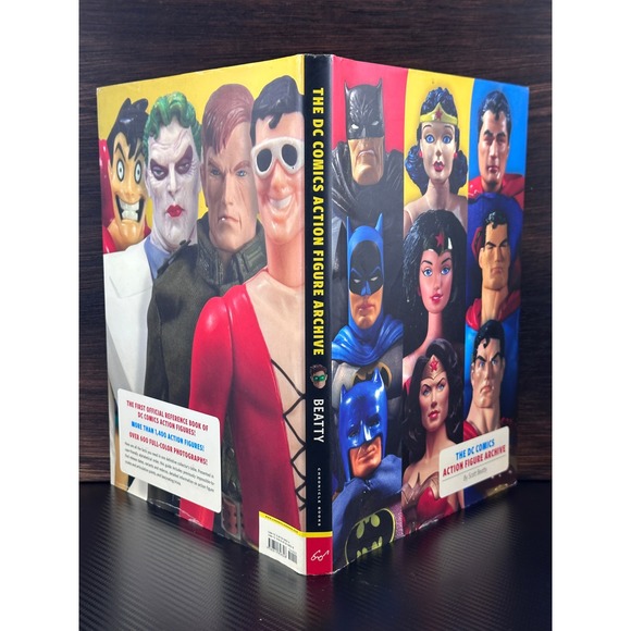 The DC Comics Action Figure Archive Scott Beatty Hardcover Reference Book 2007 - Picture 3 of 12